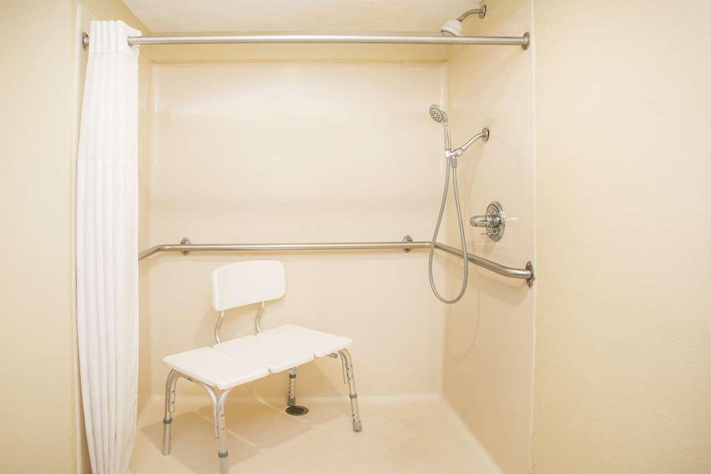 Days Inn & Suites By Wyndham Columbia Airport West Columbia Rom bilde